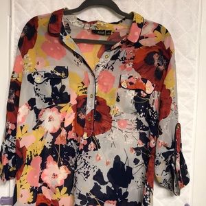 a.n.a ••3/4 length sleeve flowy floral blouse•